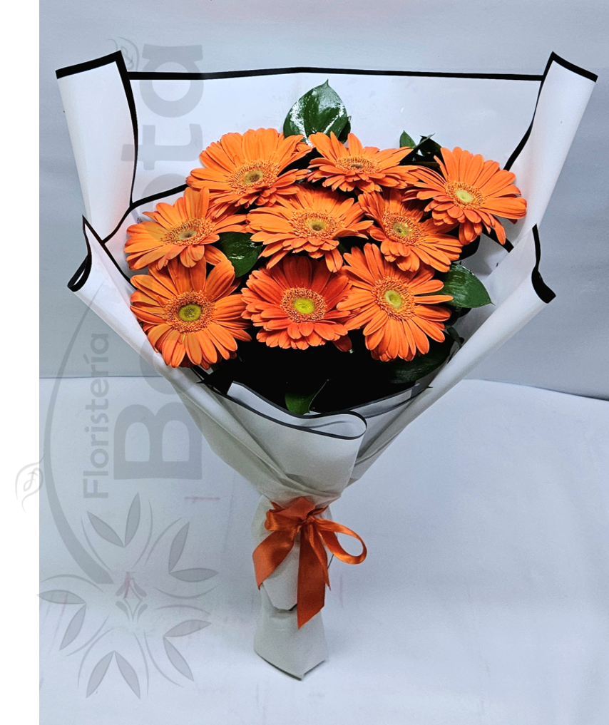 Arreglo bouquet con gerberas naranja