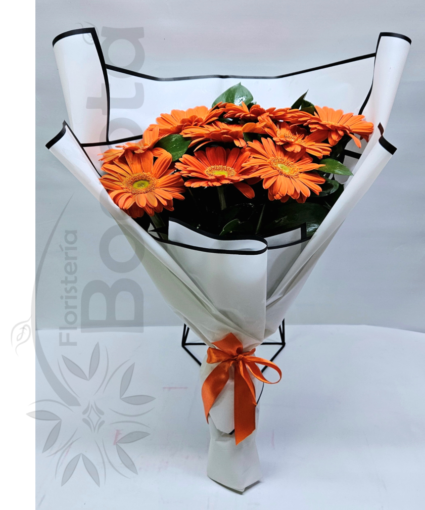 Arreglo bouquet con gerberas naranja