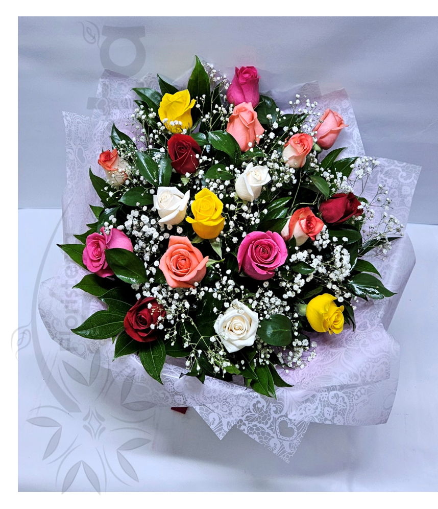Arreglo rosas de colores